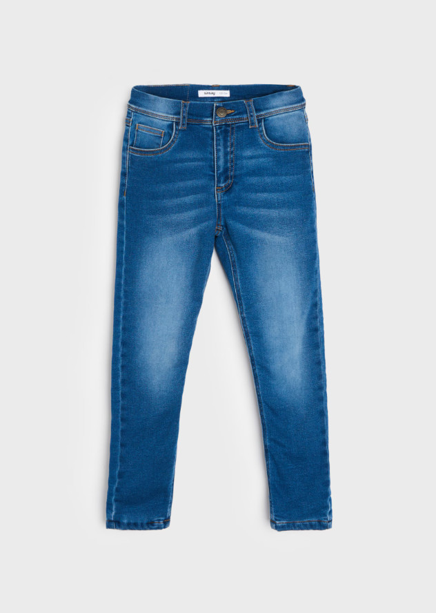 ocieplane niebieskie spodnie jeans