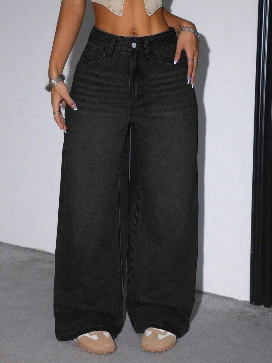 czarne spodnie jeans
