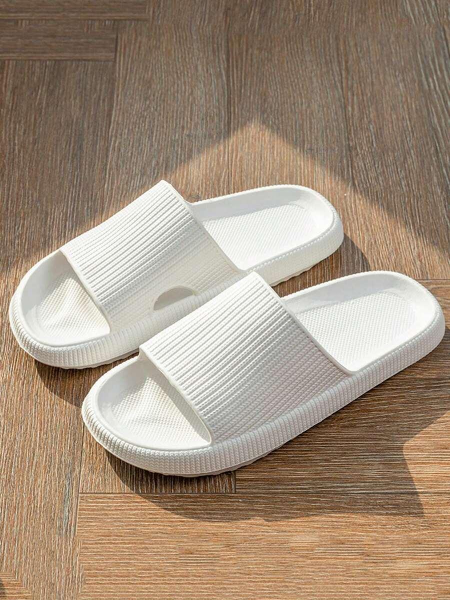 WSUWANE BIAŁE KLAPKI CASUAL 