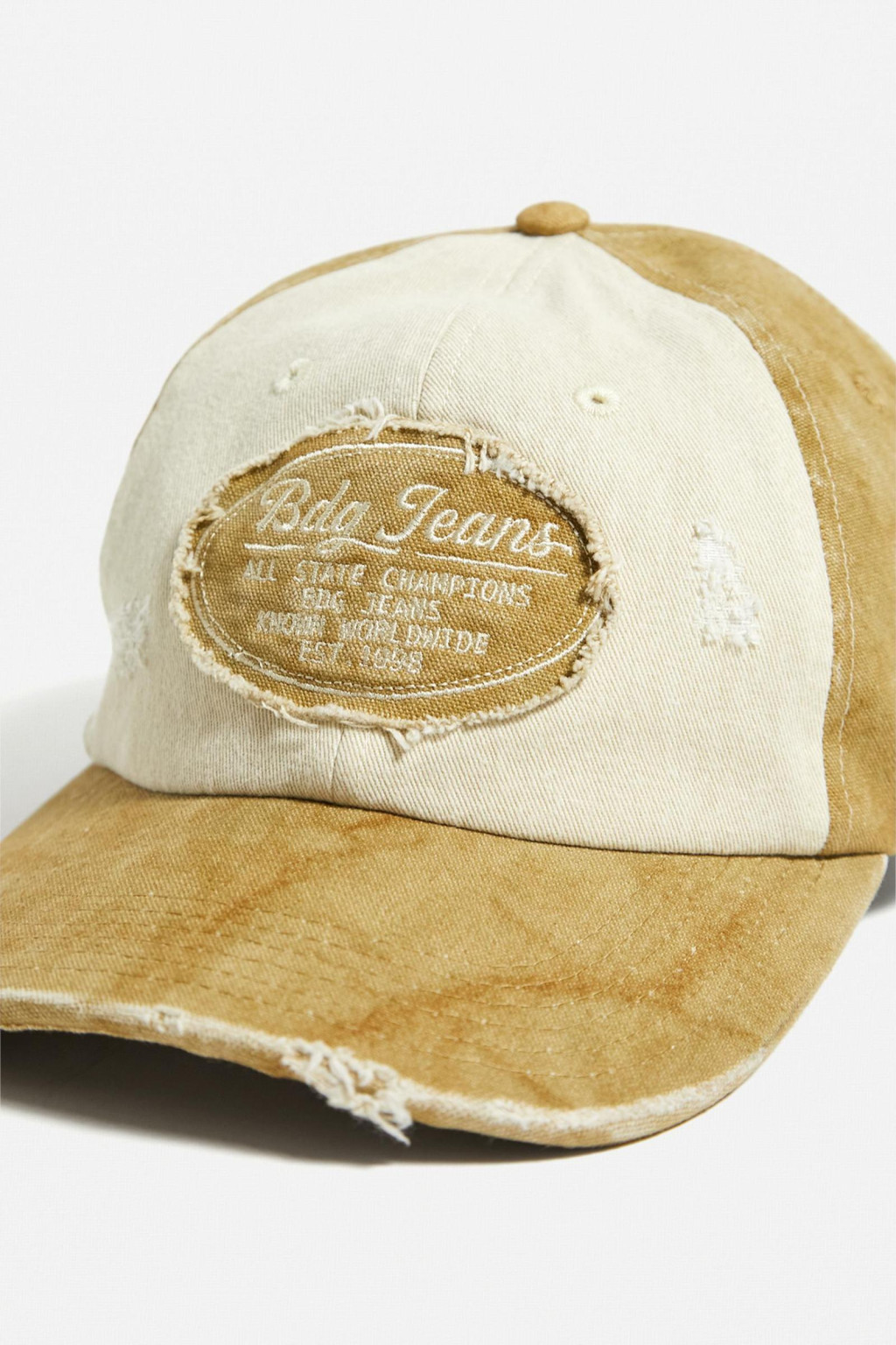 beżowa czapka z daszkiem ripped logo naszywka