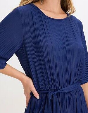KOMBINEZON DAMSKI PLUS SIZE Z OKRĄGŁYM DEKOLTEM I RĘKAWEM 3/4
