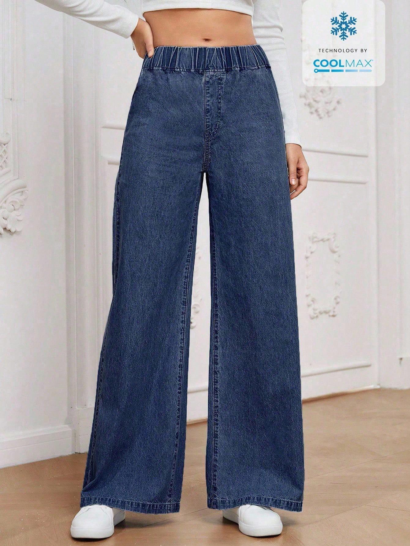niebieskie spodnie jeans