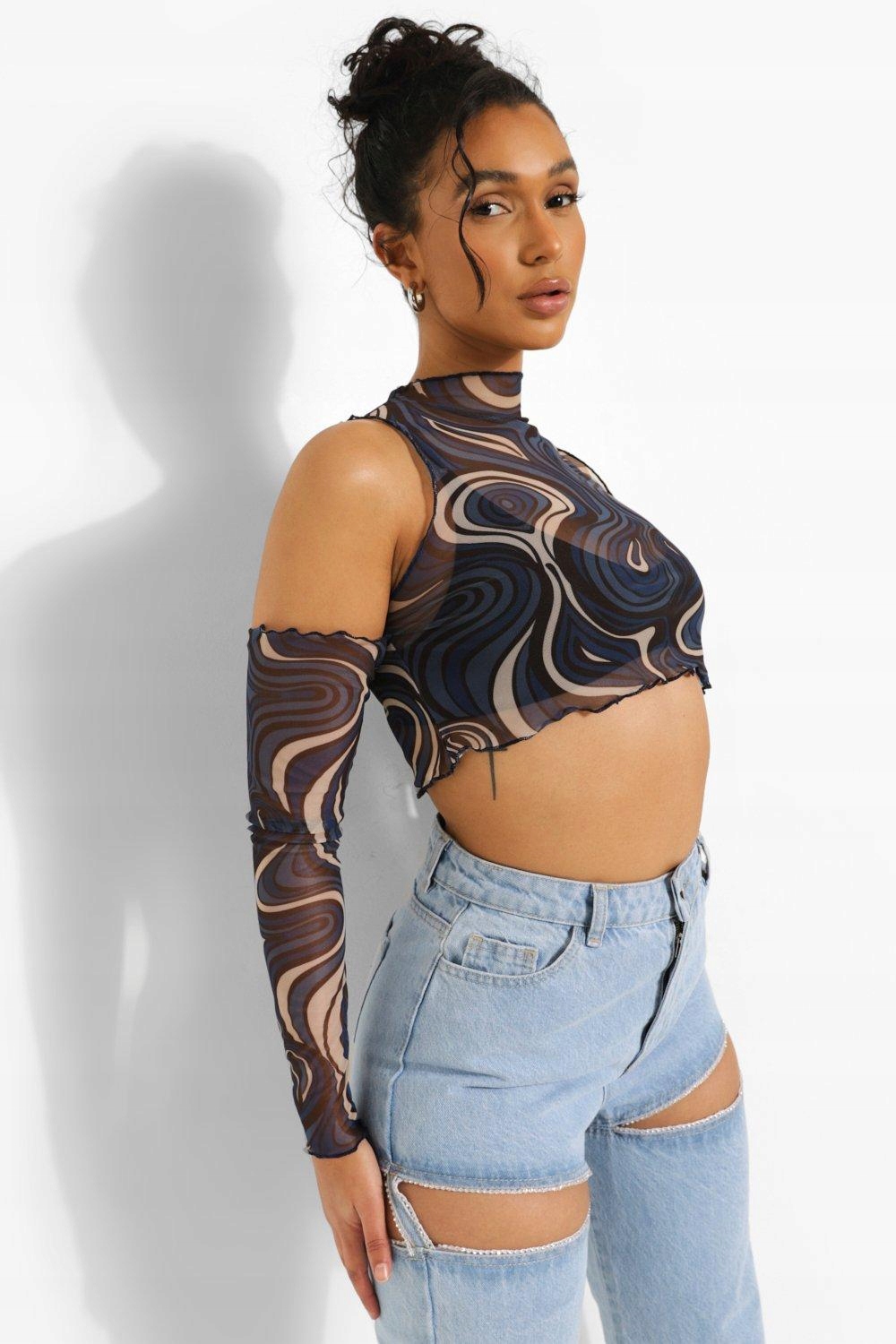 siateczkowy crop top odkryte ramiona 