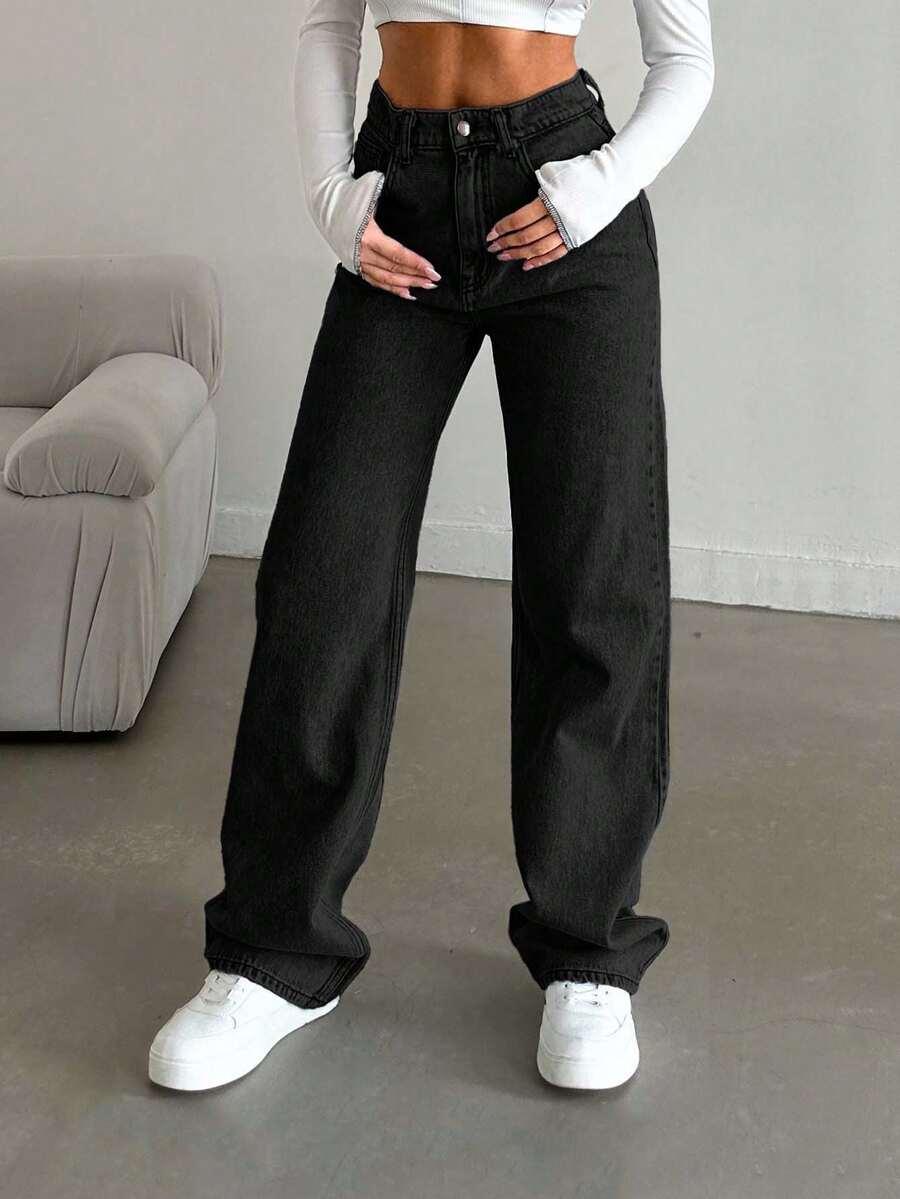 czarne spodnie jeans