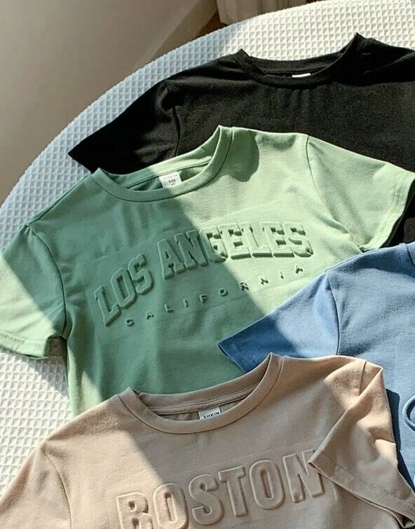 zielony t-shirt okrągły dekolt