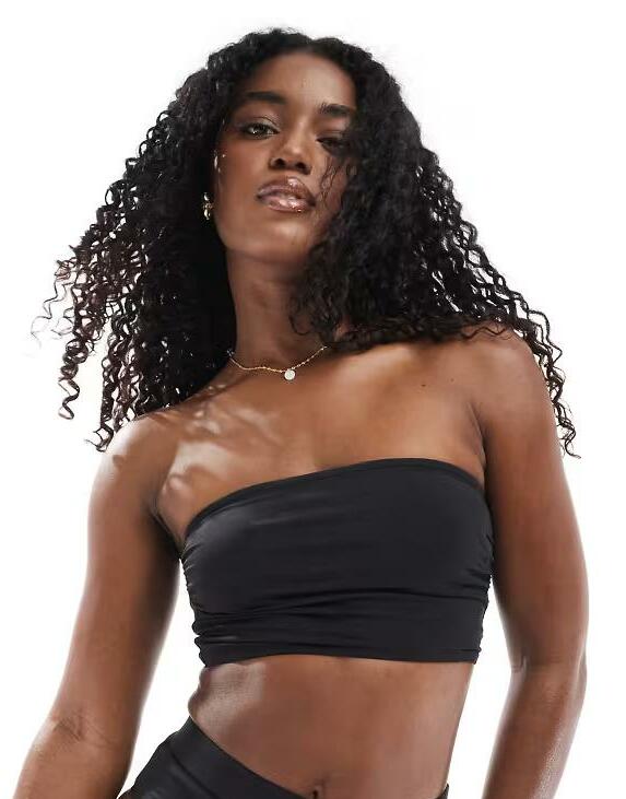 czarna góra od bikini