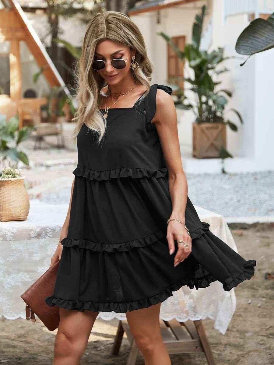 CZARNA MINI SUKIENKA FALBANY