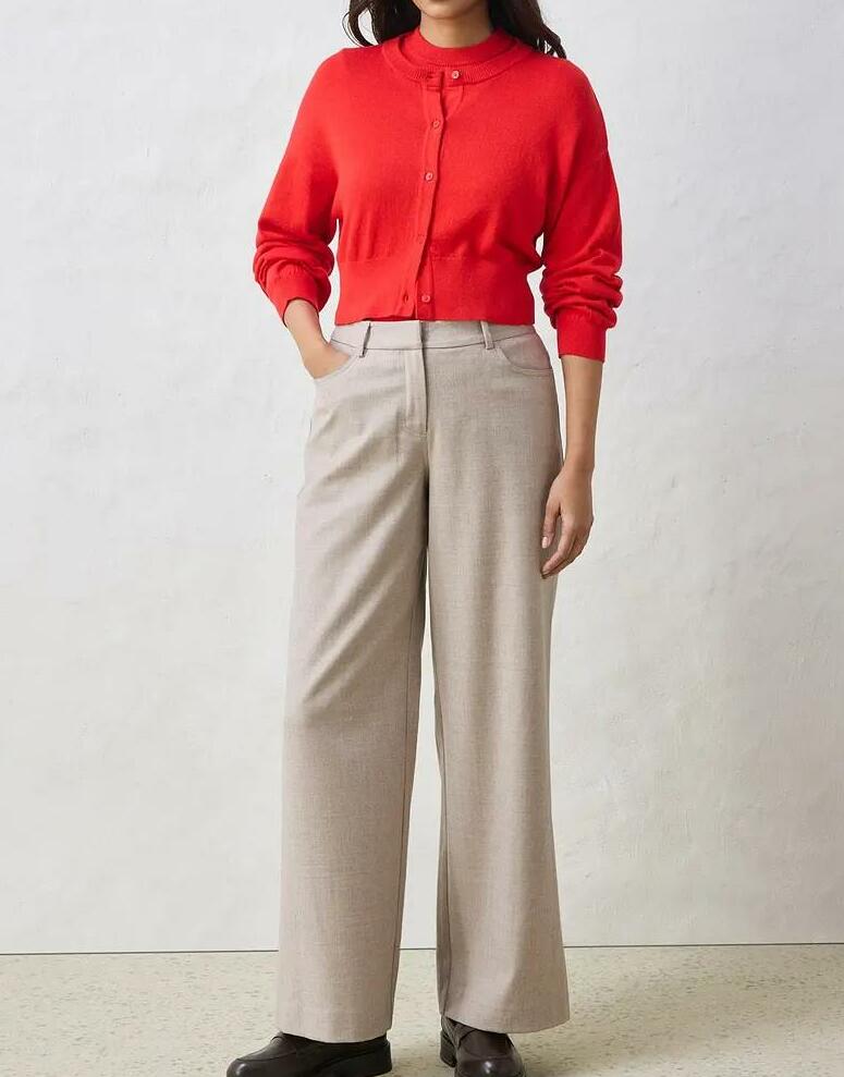 SWETER ROZPINANY Z DZIANINY