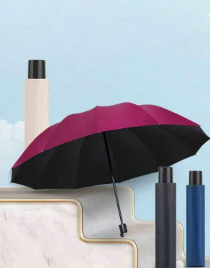 bordowy parasol przeciwdeszczowy