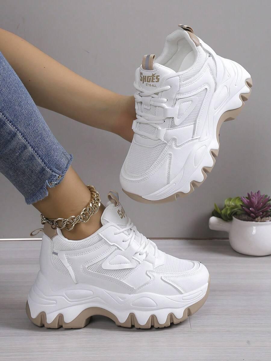 sznurowane buty sportowe 