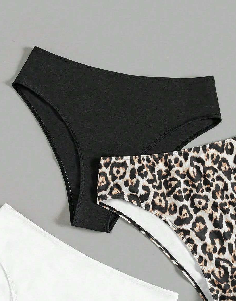 czarny dół od bikini 