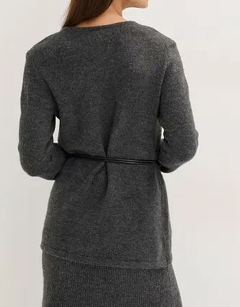 SWETER DAMSKI Z PASKIEM