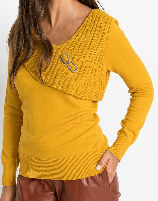 SWETER DAMSKI ZE WZOREM 