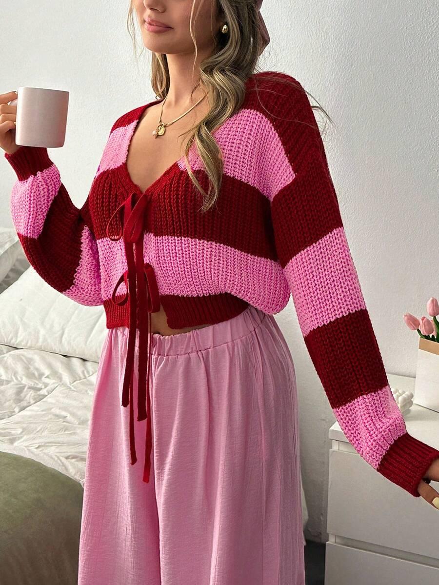 SWETER W PASKI WIĄZANIE