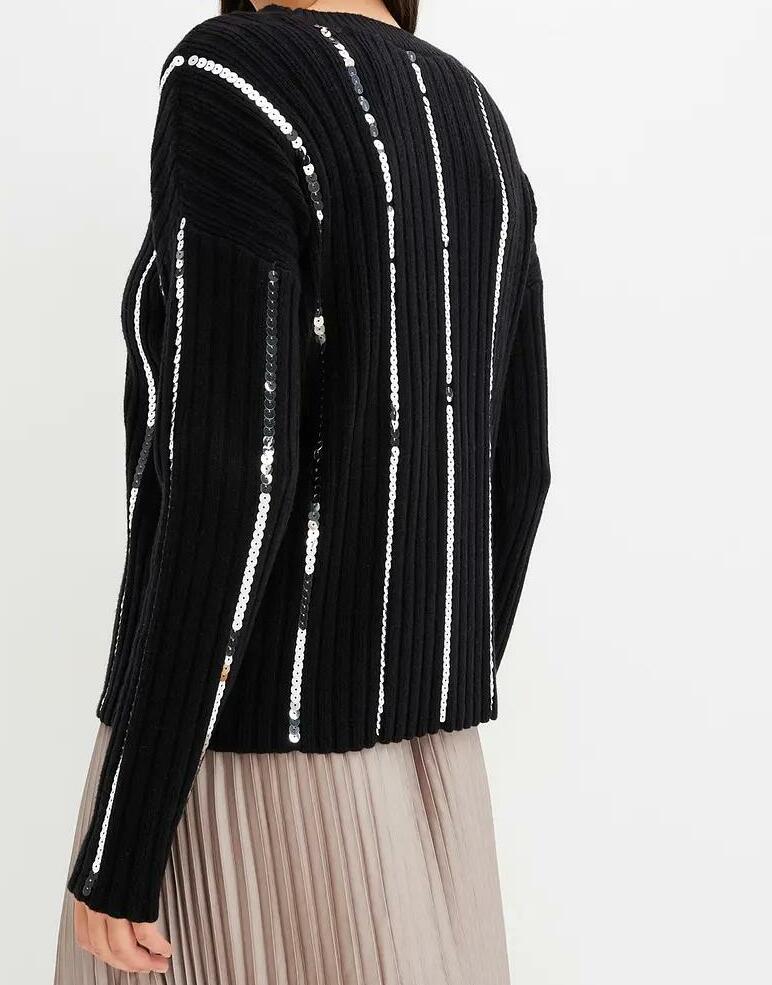 SWETER Z CEKINAMI 