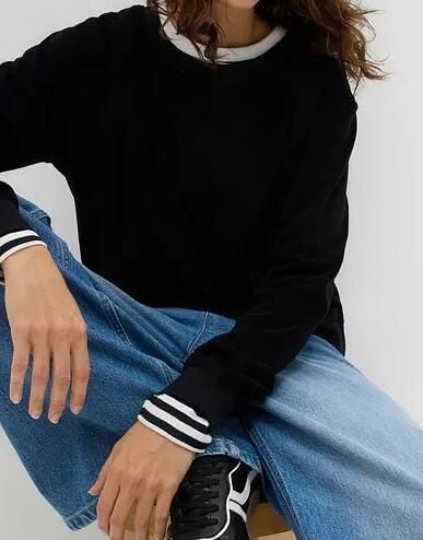 SWETER DAMSKI CZARNY