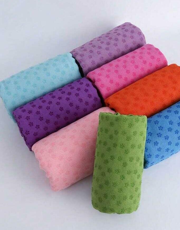 fioletowa mata do ćwiczeń 