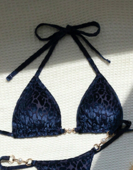 GRANATOWA GÓRA OD BIKINI