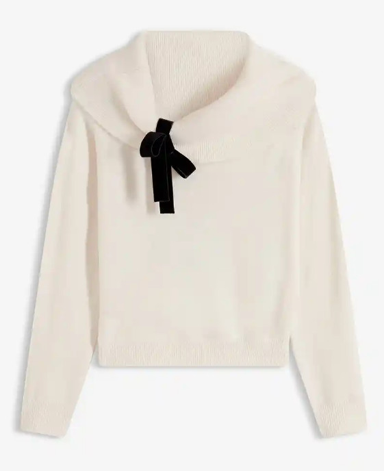 SWETER Z DEKOLTEM CARMEN