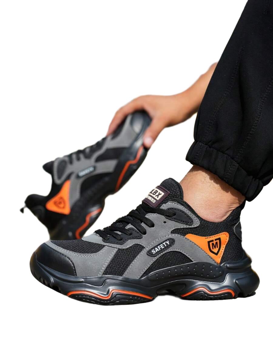 czarne buty sportowe