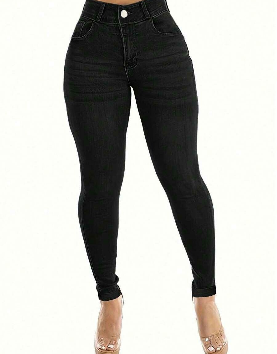CZARNE SPODNIE JEANS RURKI PUSH UP