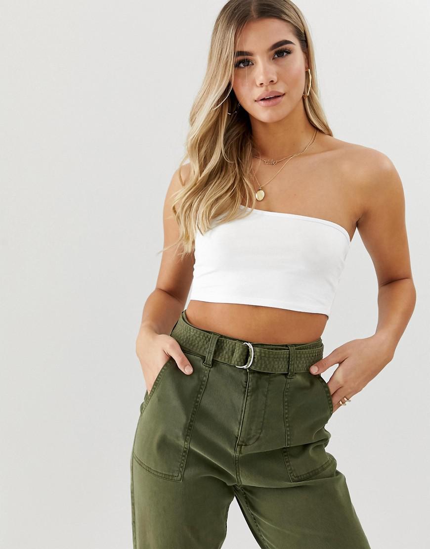 ASYMETRYCZNY BIAŁY CROP TOP