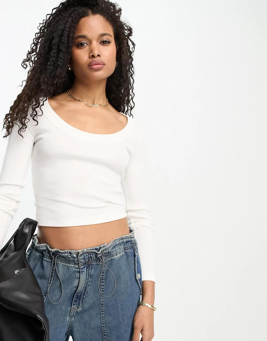 BIAŁY CROP TOP Z DŁUGIM RĘKAWEM W PRĄŻKI