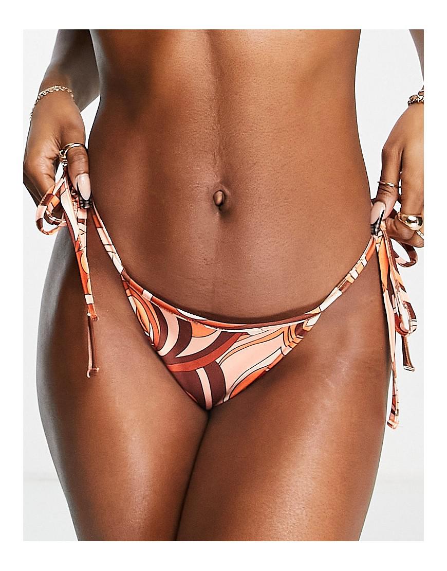 DÓŁ OD BIKINI 