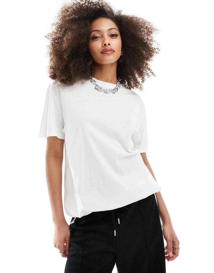 biały klasyczny t-shirt oversize basic