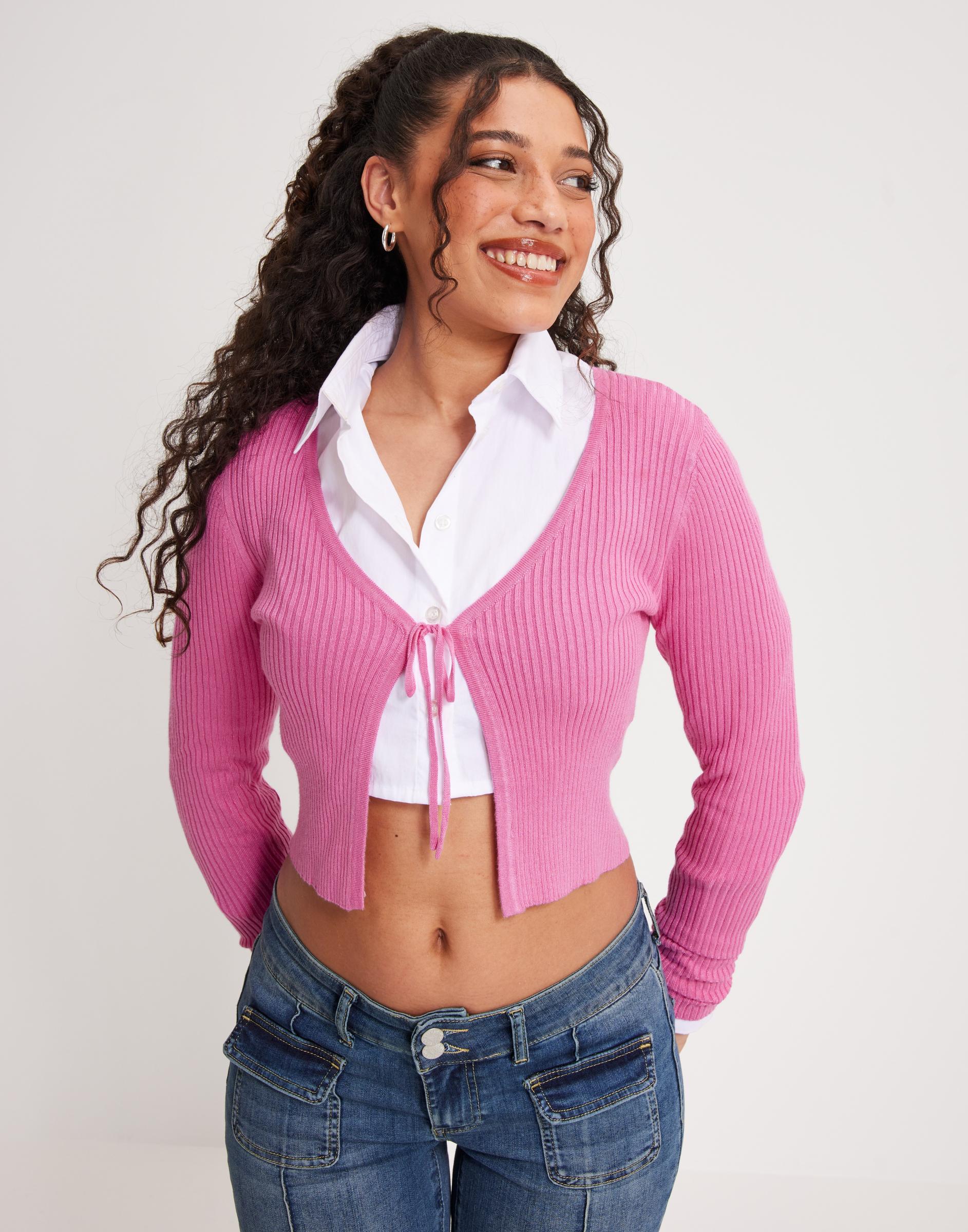 różowy prążkowany sweter crop top 