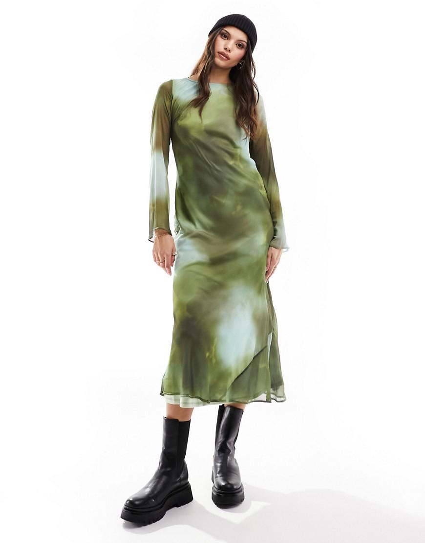 prosta zielona maxi sukienka długi rękaw print