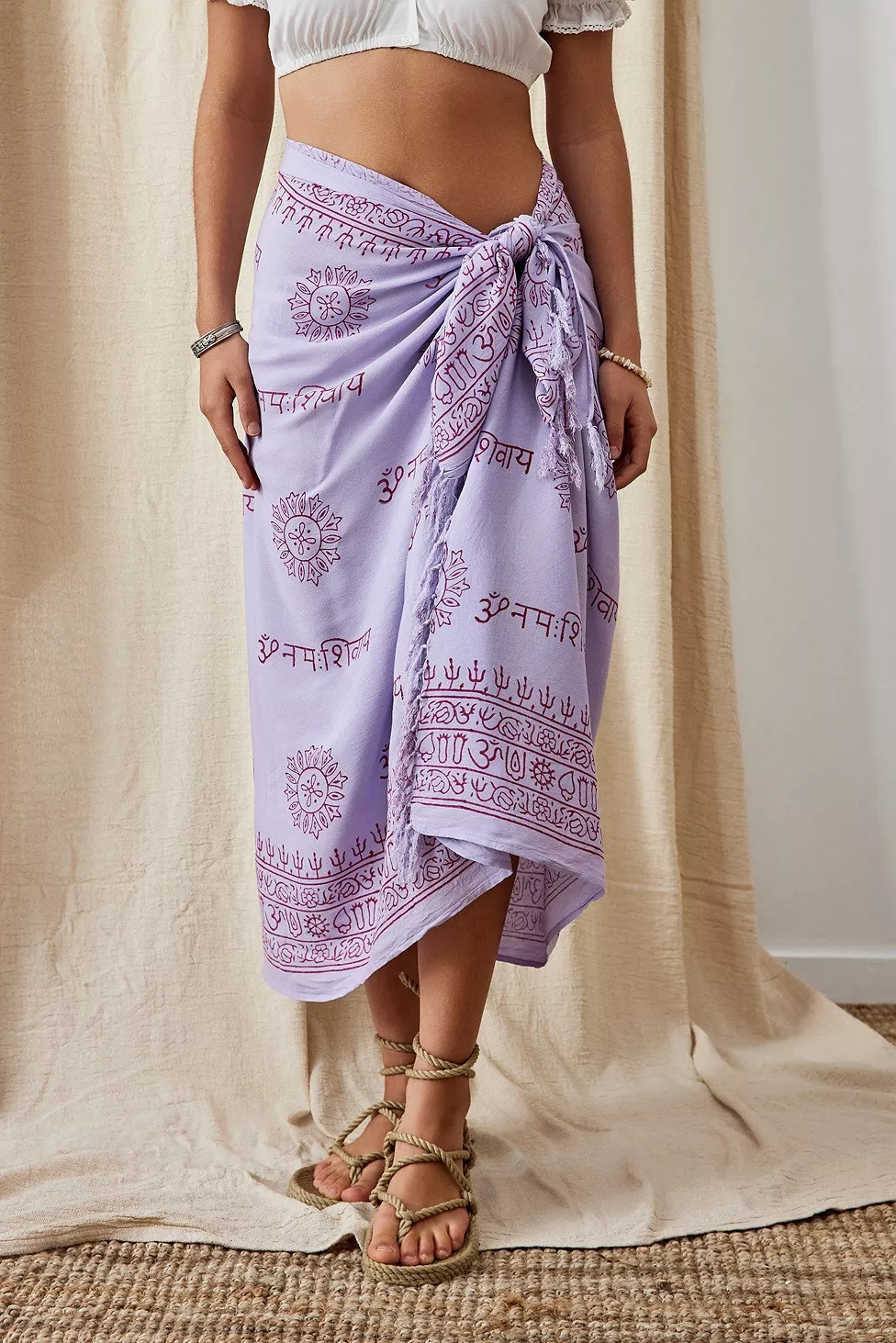 chusta pareo sarong wiązanie wzór frędzle