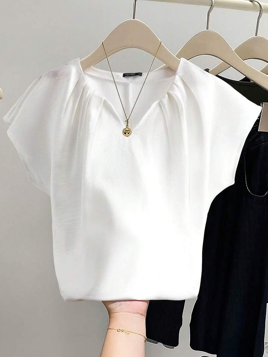 biała bluzka v-neck