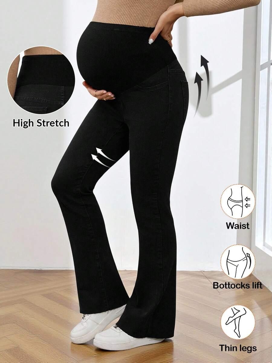 czarne spodnie jeans