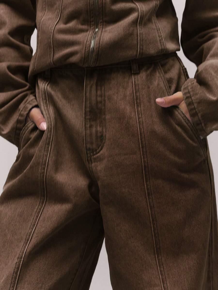 brązowe spodnie jeans