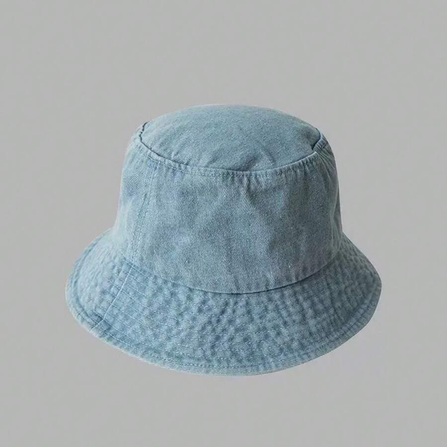 niebieski kapelusz bucket