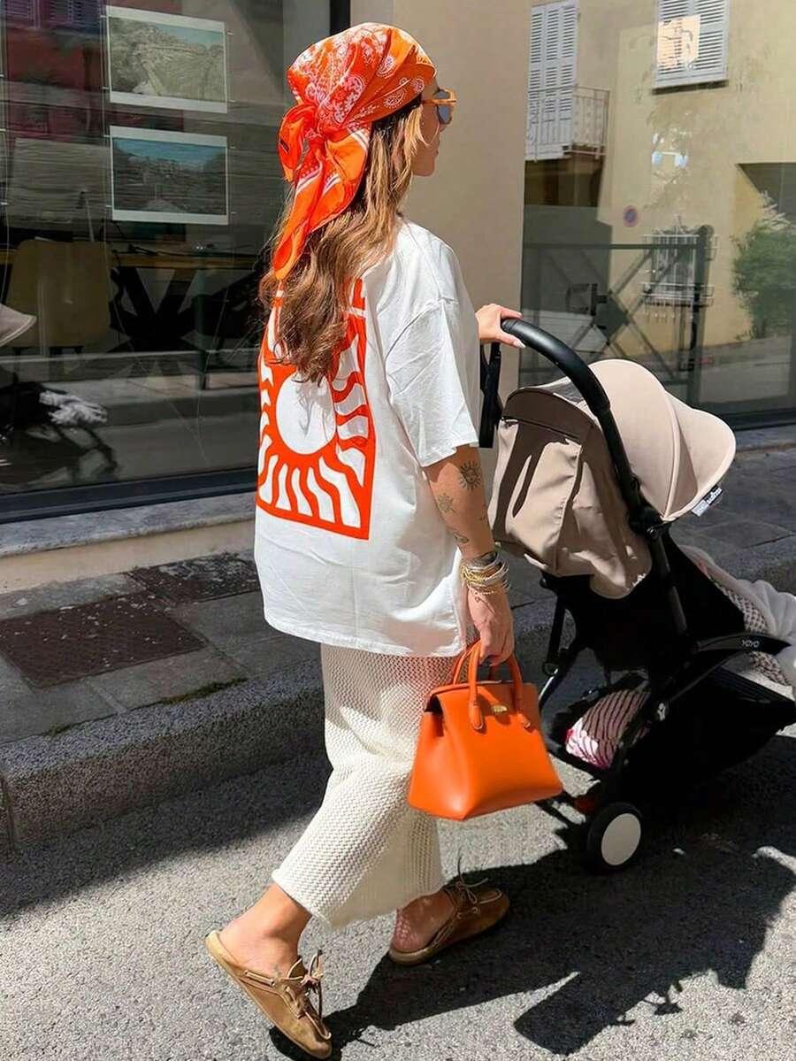 biały t-shirt nadruk