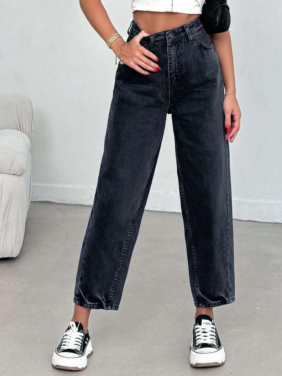 czarne spodnie jeans
