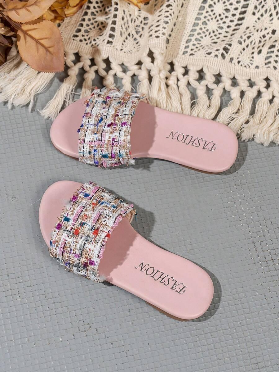 zdobione klapki tweed casual