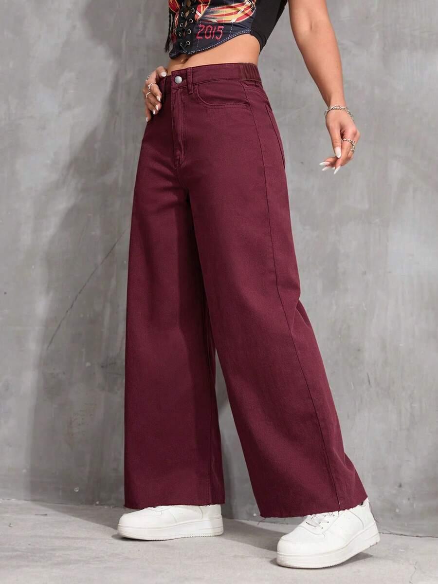 bordowe spodnie jeans