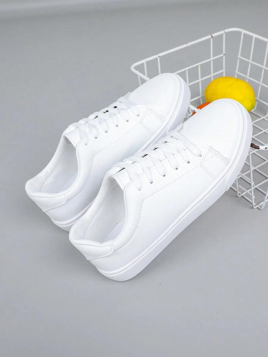 BIAŁE SZNUROWANE BUTY SPORTOWE 
