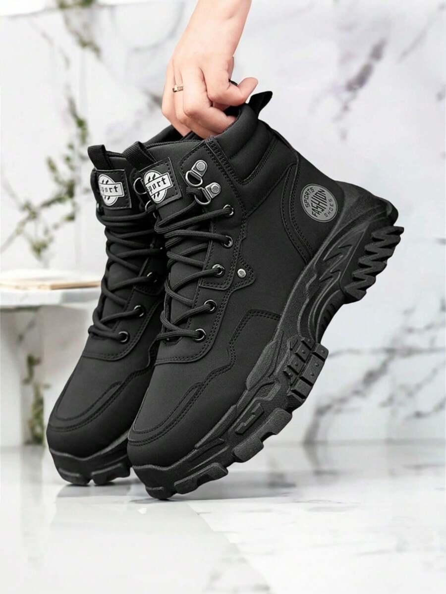 czarne buty trekingowe