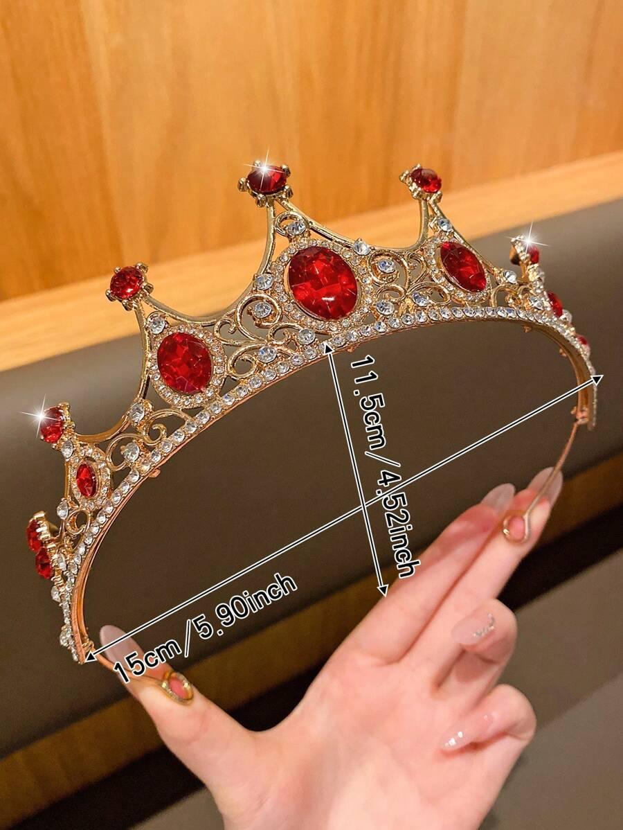 złota korona zdobienia