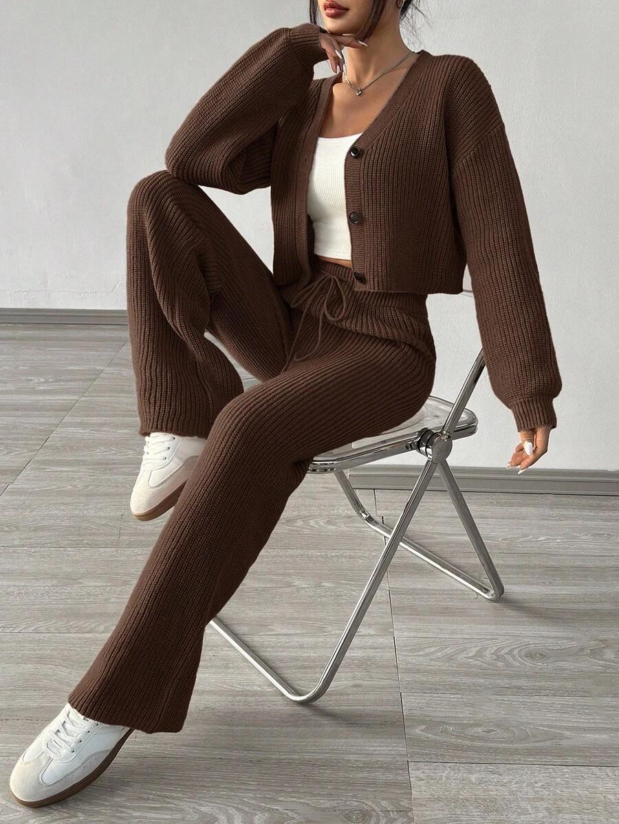SWETER SPODNIE KOMPLET
