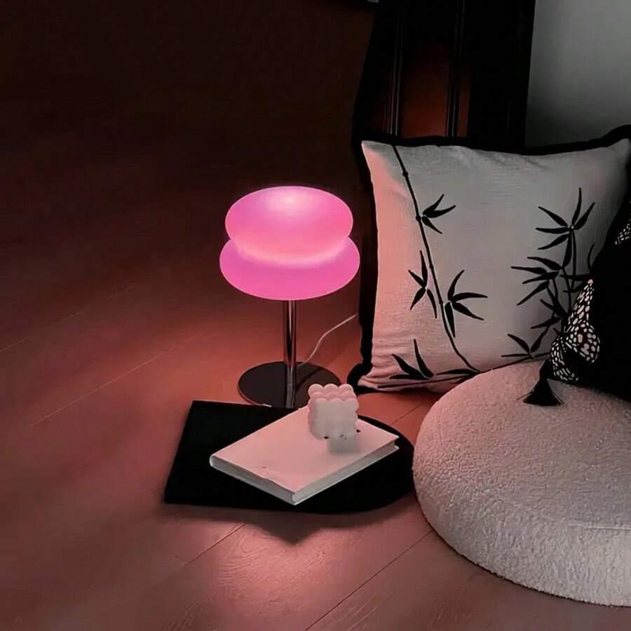 różowa lampa noca