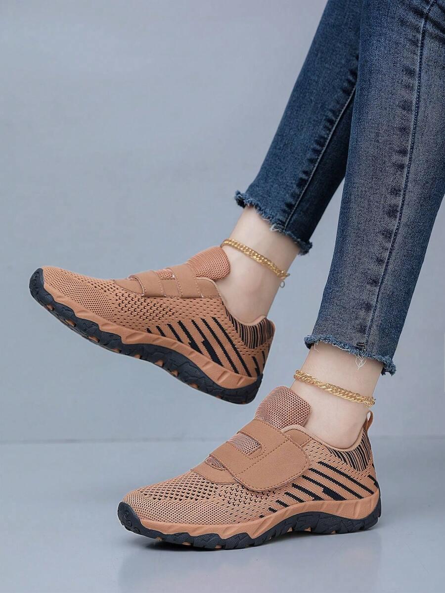 BRĄZOWE BUTY SPORTOWE