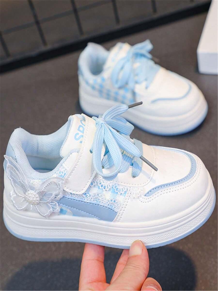 BUTY SPORTOWE ZDOBIENIE