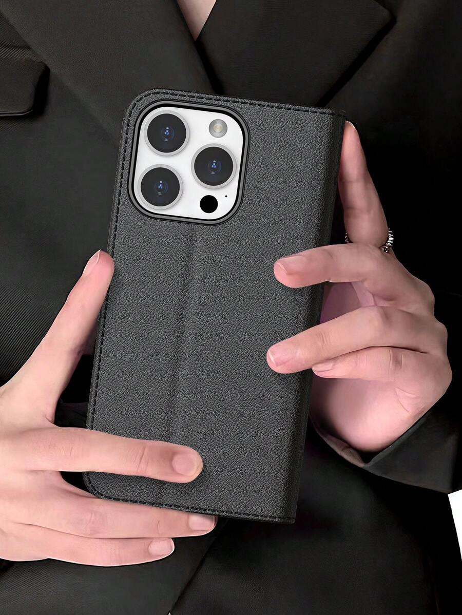 czarne etui na telefon iPhone 13 Pro Max