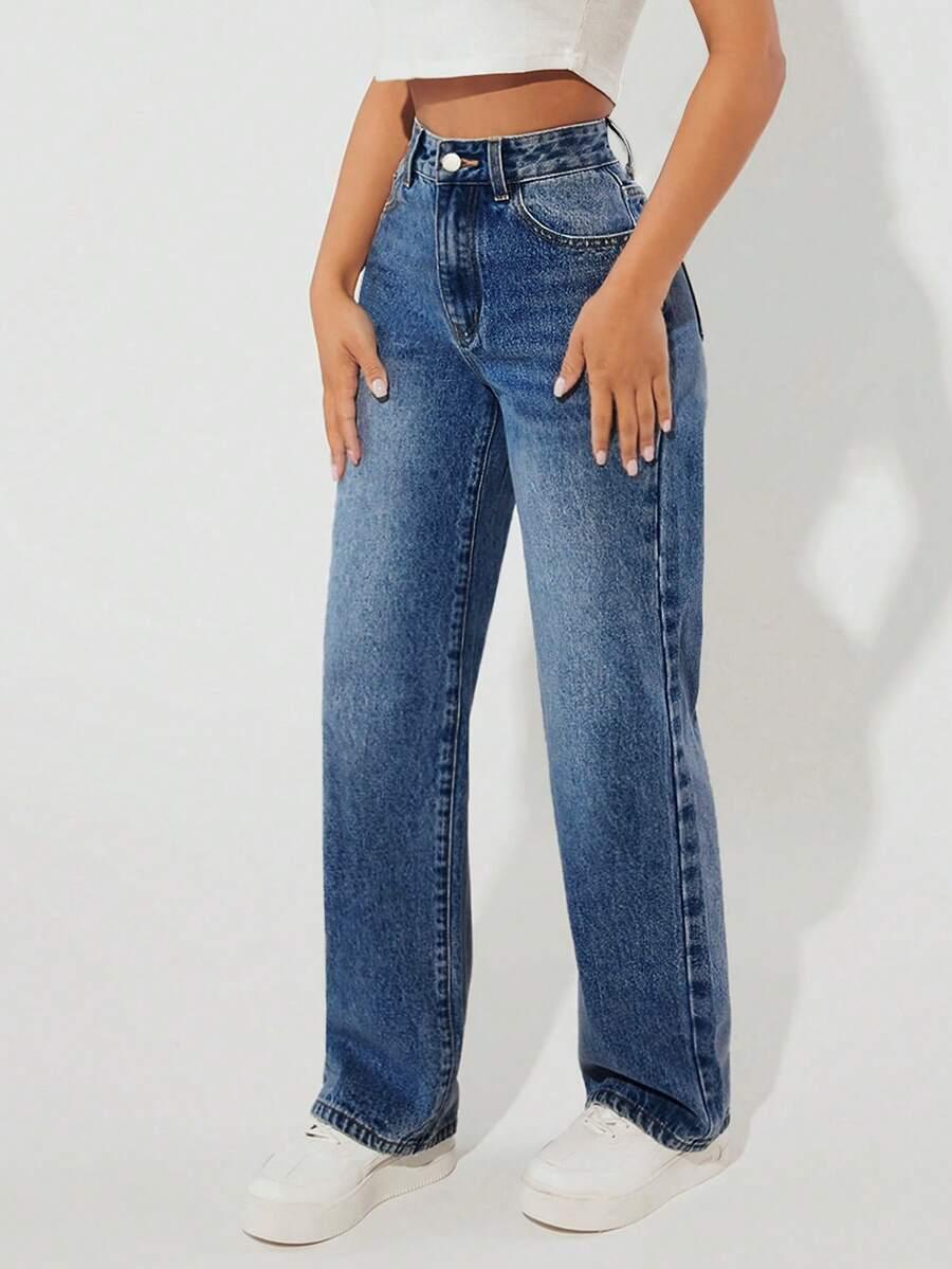 niebieskie spodnie jeans 