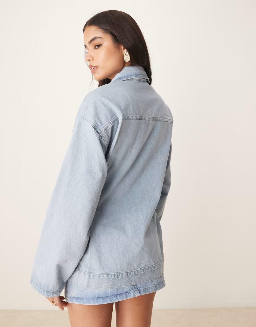 NIEBIESKA KURTKA JEANS 